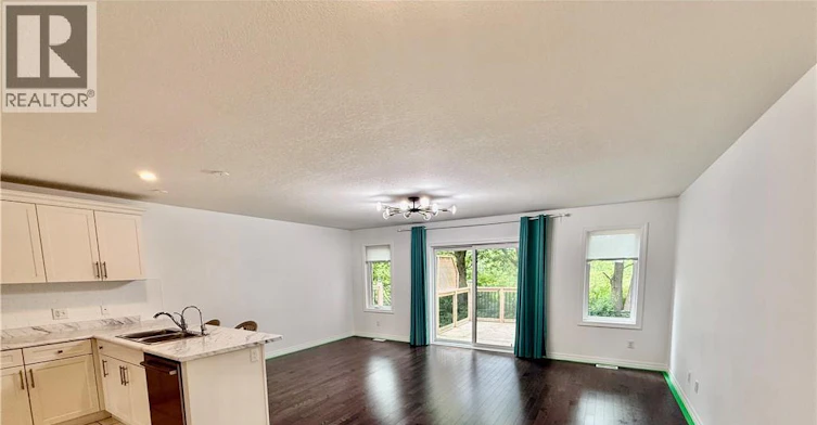18-135 Hardcastle Drive, Cambridge, ON, N1S 0B6 - 7