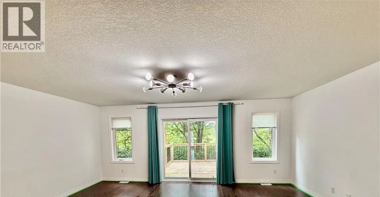 18-135 Hardcastle Drive, Cambridge, ON, N1S 0B6 - 10