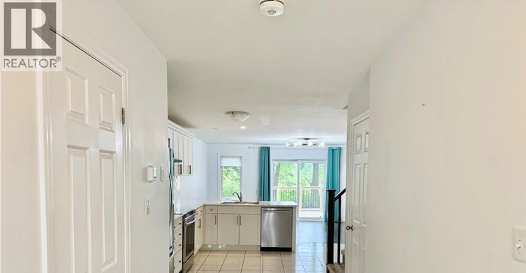 18-135 Hardcastle Drive, Cambridge, ON, N1S 0B6 - 3