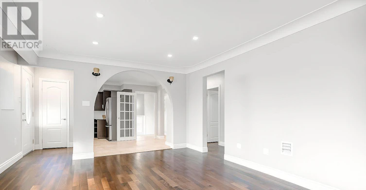 MAIN-112 Sunrise Drive, Hamilton, ON, L8K 4C3 - 2