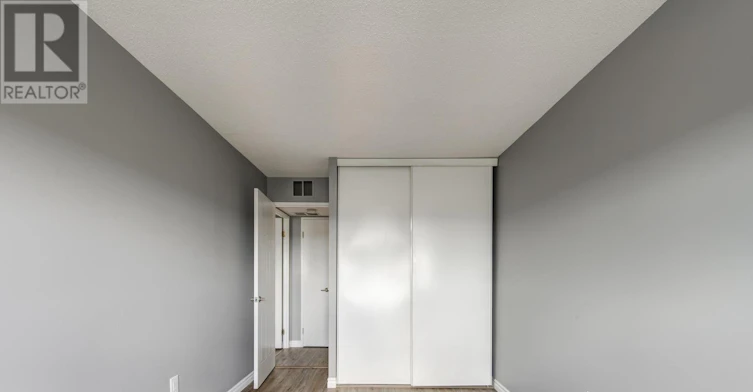 1104-30 Chapman Court, London, ON, N6G 4Y4 - 23
