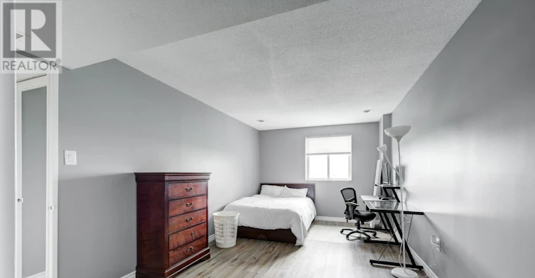 1104-30 Chapman Court, London, ON, N6G 4Y4 - 18