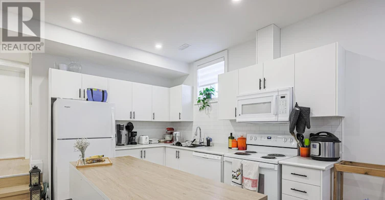 93 Gorman Park Road, Toronto, ON, M3H 3K6 - 2