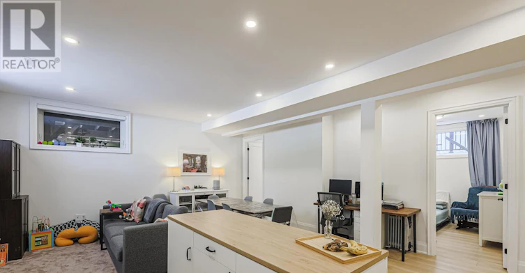 93 Gorman Park Road, Toronto, ON, M3H 3K6 - 4