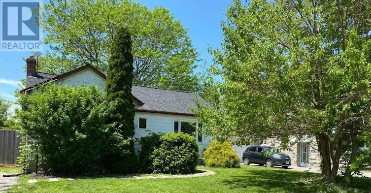 1018 Hortop Street, Oshawa, ON, L1G 4P5 - 2