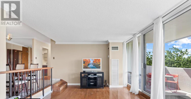 711-240 Scarlett Road, Toronto, ON, M6N 4X4 - 12
