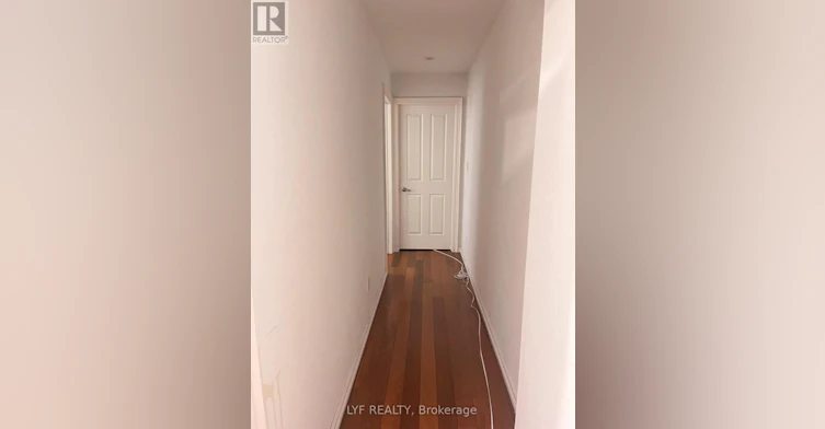 UPPER A-193 Brunswick Avenue, Toronto, ON, M5S 2M4 - 2