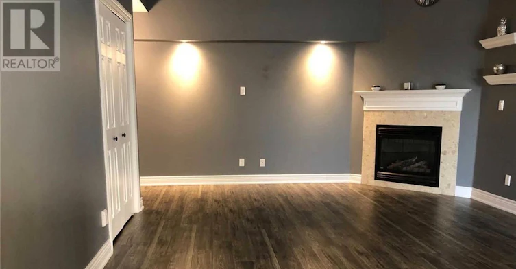 401-1470 Bishops Gate, Oakville, ON, L6M 4N2 - 2