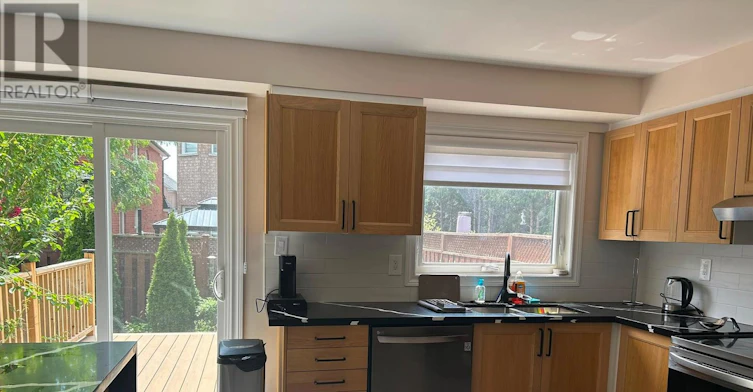 5872 Rainberry Drive, Mississauga, ON, L5M 6S4 - 10