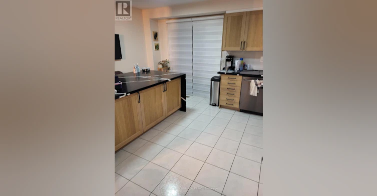 5872 Rainberry Drive, Mississauga, ON, L5M 6S4 - 12