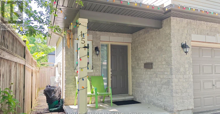 151 Whetstone Crescent, Ottawa, ON, K2G 7C3 - 2