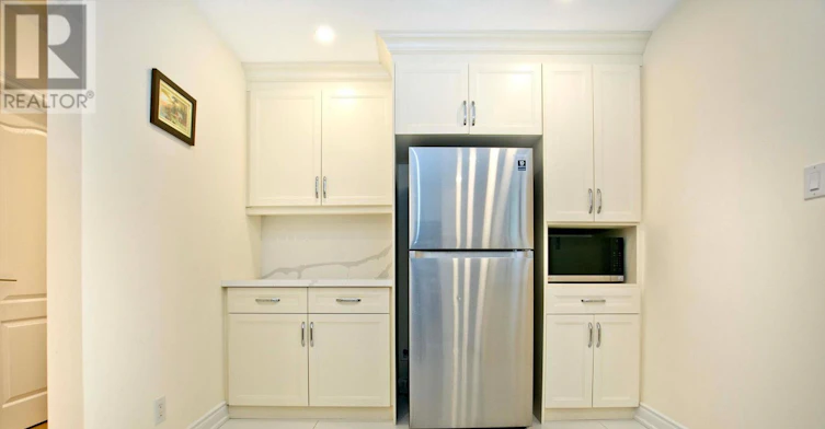 UPPER-19 Oldborough Circle, Toronto, ON, M2J 3A1 - 12