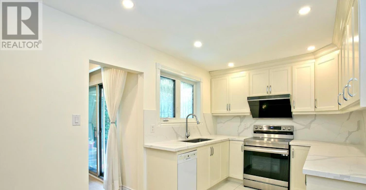 UPPER-19 Oldborough Circle, Toronto, ON, M2J 3A1 - 10