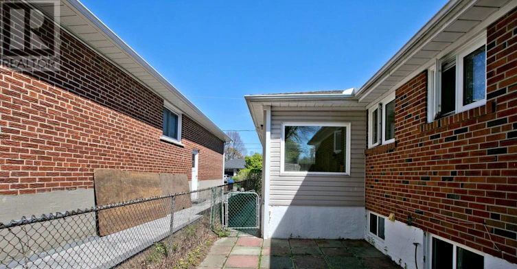 UPPER-19 Oldborough Circle, Toronto, ON, M2J 3A1 - 22