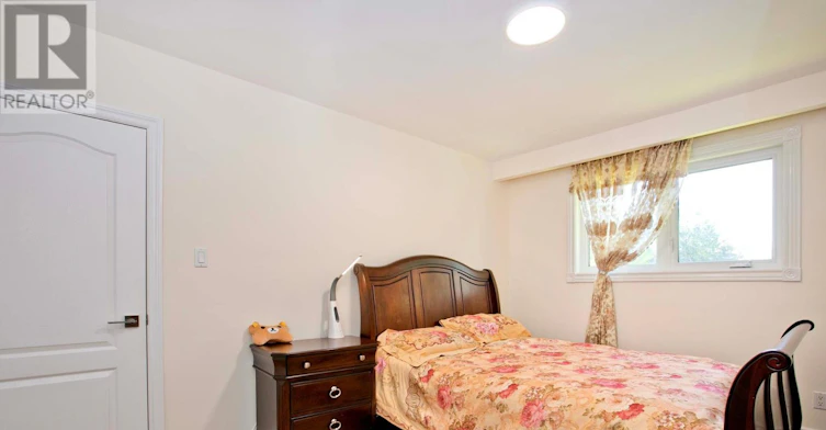 UPPER-19 Oldborough Circle, Toronto, ON, M2J 3A1 - 14