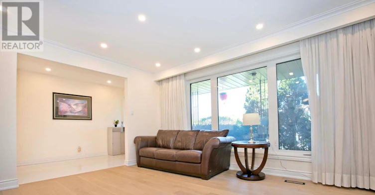 UPPER-19 Oldborough Circle, Toronto, ON, M2J 3A1 - 4