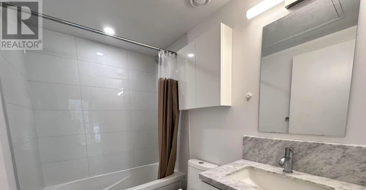 521-121 St Patrick Street, Toronto, ON, M5T 3C1 - 13