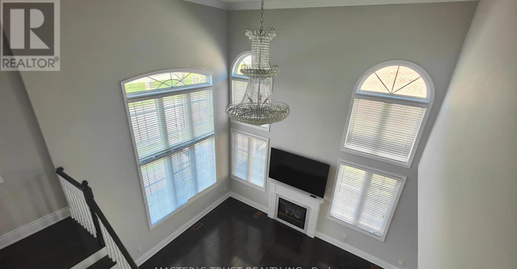 66 Starhill Crescent, Markham, ON, L6C 3A2 - 8