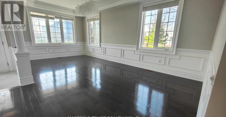 66 Starhill Crescent, Markham, ON, L6C 3A2 - 2