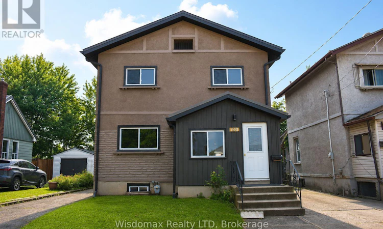 110 Queen Street S