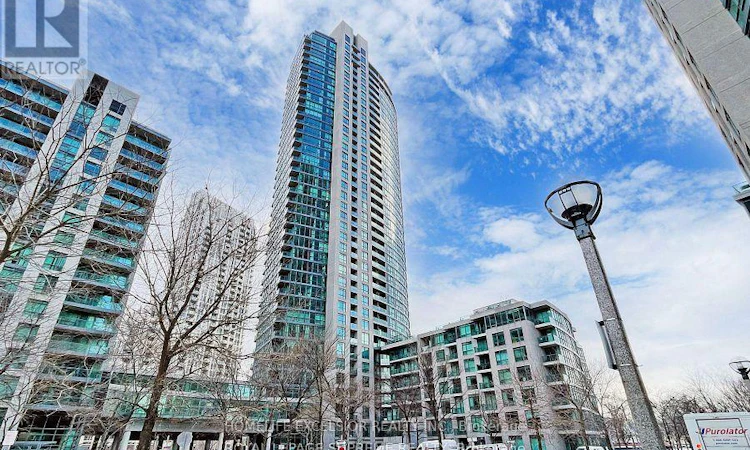 2903-215 Fort York Boulevard SE