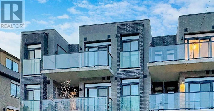 TH 3-260 Finch Avenue E, Toronto, ON, M2N 0L3 - 2