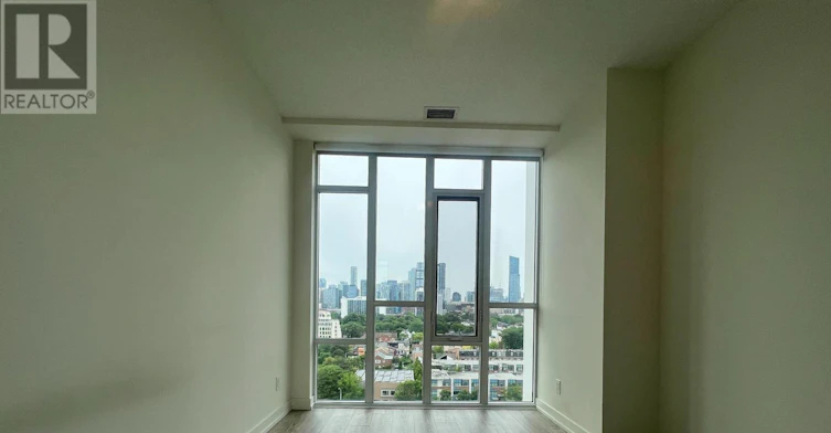 1105-200 Sackville Street, Toronto, ON, M5A 0C4 - 5