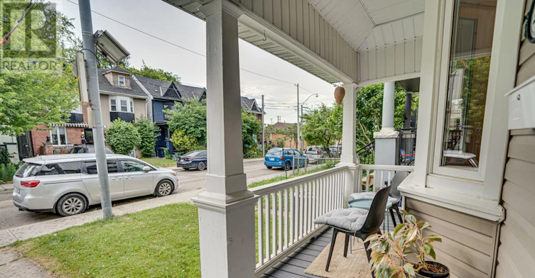 20 Connaught Avenue, Toronto, ON, M4L 2V9 - 3