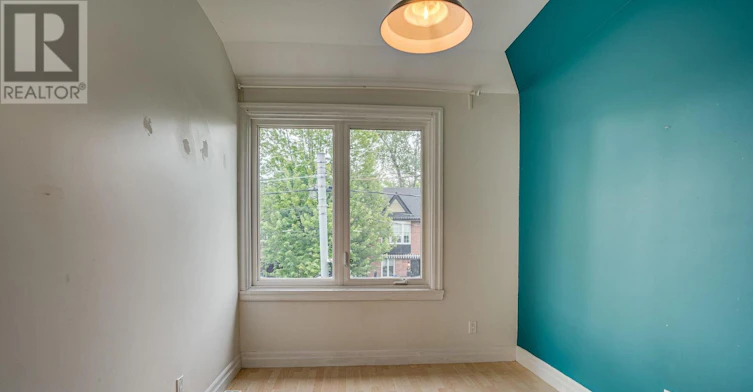 20 Connaught Avenue, Toronto, ON, M4L 2V9 - 19