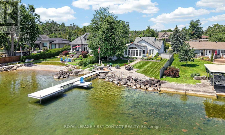 167 Lakeshore Road W