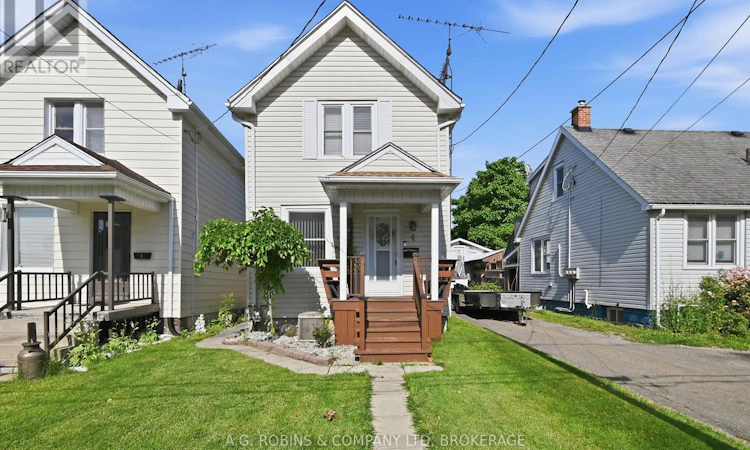 4 Clifford Avenue