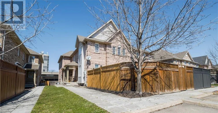 9 Flynn Court, St. Catharines, ON, L2R 6P9
