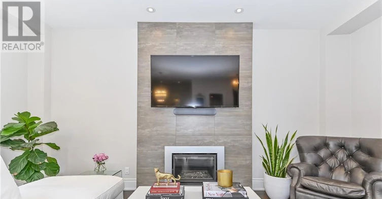 37 Meadowview Avenue, Guelph, ON, N1H 5S7 - 5