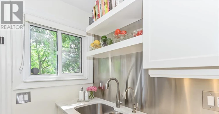 37 Meadowview Avenue, Guelph, ON, N1H 5S7 - 12