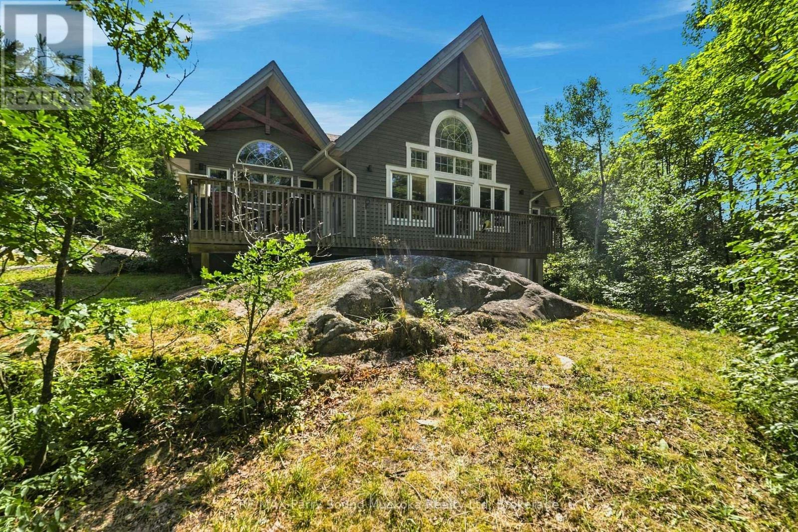 9 Desmasdons Road, The Archipelago, ON, P0G 1K0