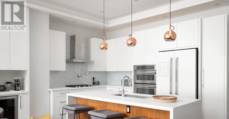 94 Cambridge Avenue, Toronto, ON, M4K 2L4 - 7