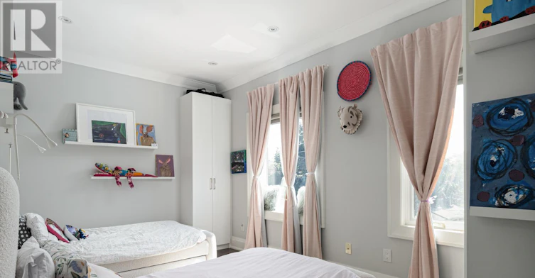 94 Cambridge Avenue, Toronto, ON, M4K 2L4 - 17