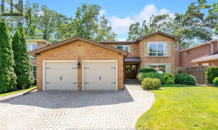 55 Oakridge Drive
