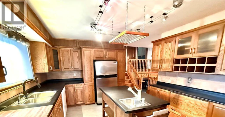 377 Fairway, Tecumseh, ON, N8N 2Y9 - 12