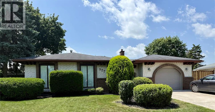 377 Fairway, Tecumseh, ON, N8N 2Y9