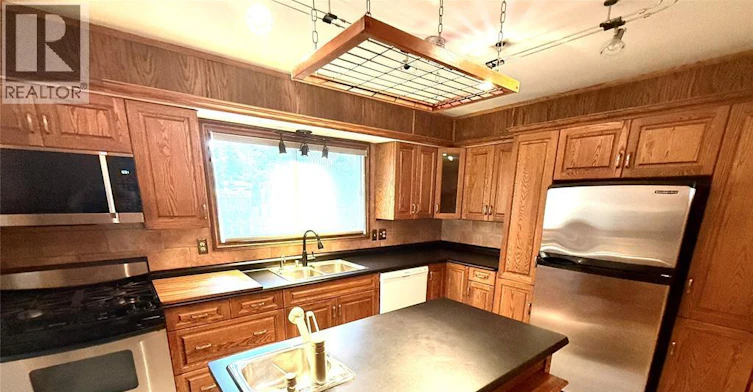 377 Fairway, Tecumseh, ON, N8N 2Y9 - 13