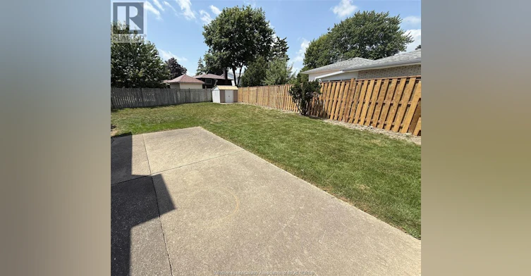 377 Fairway, Tecumseh, ON, N8N 2Y9 - 22