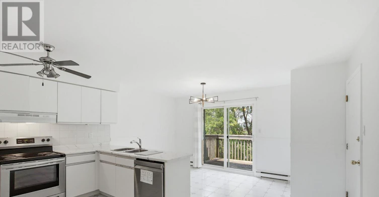 314 Hillside Avenue, Oshawa, ON, L1J 1T5 - 7