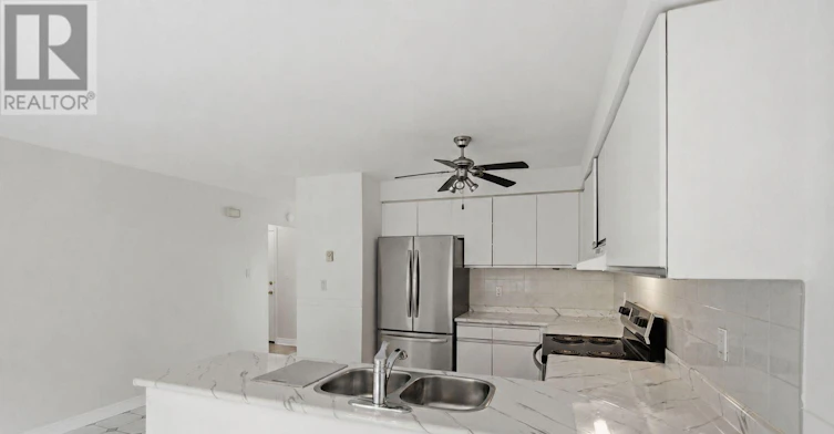 314 Hillside Avenue, Oshawa, ON, L1J 1T5 - 11