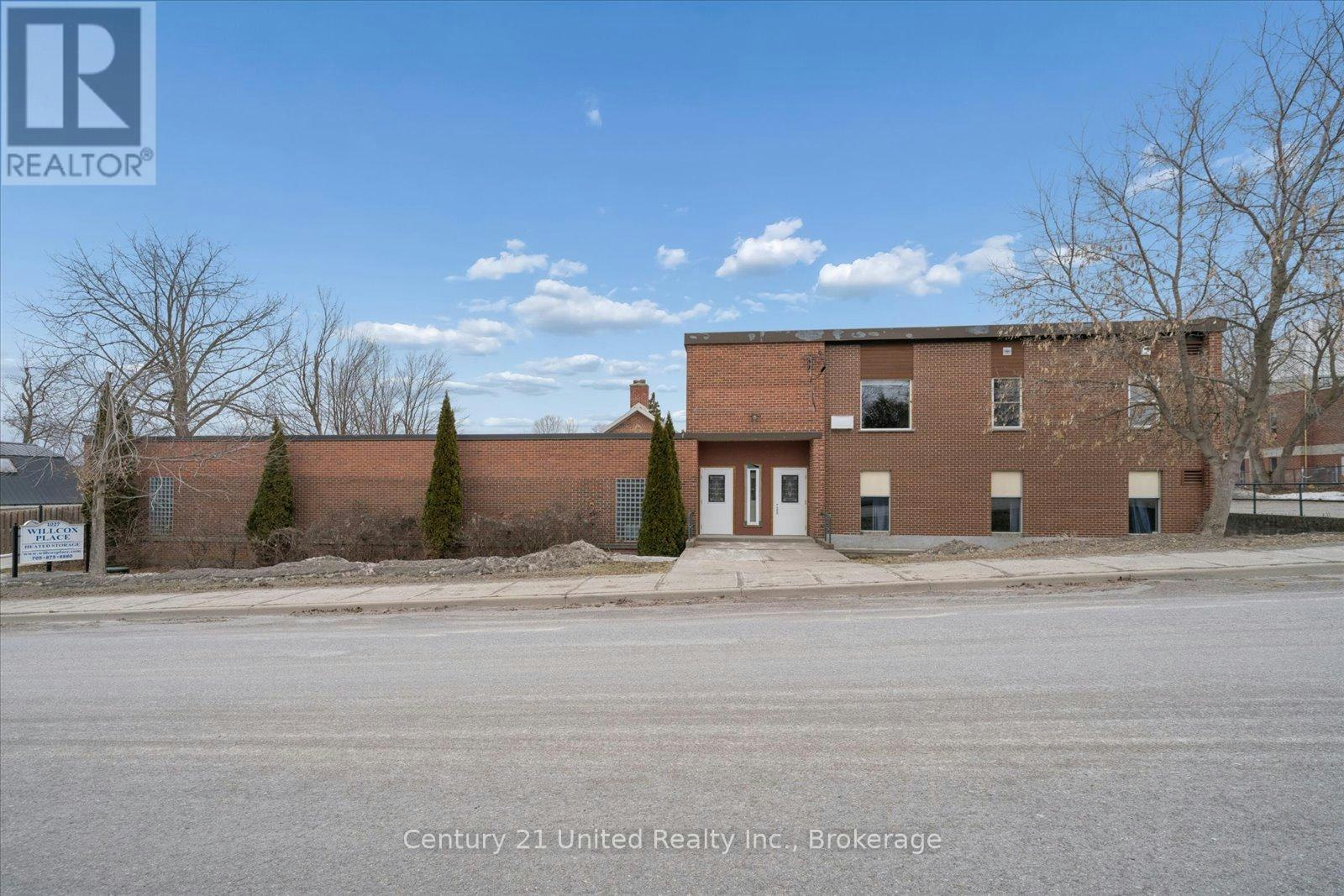 201-1027 Willcox Street, Smith-Ennismore-Lakefield, ON, K0L 1H0 - 2
