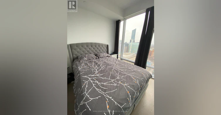 2703-488 University Avenue, Toronto, ON, M5G 0C1 - 13