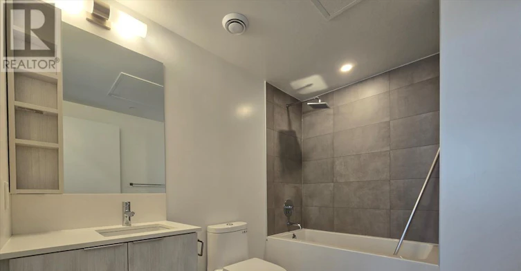 LPH01-8 Wellesley Street W, Toronto, ON, M4Y 0J5 - 12
