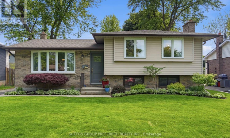 151 St Clair Crescent