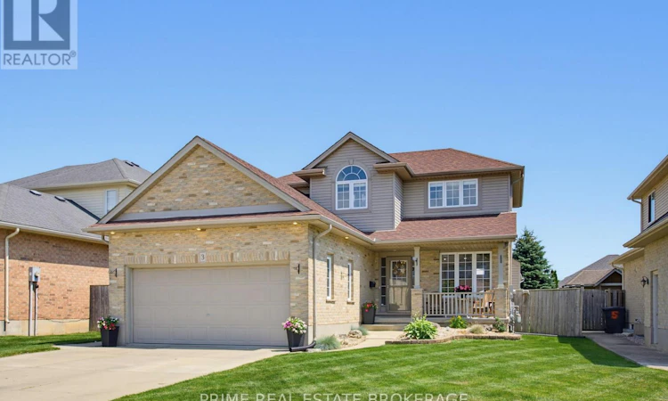 3 Watson Crescent