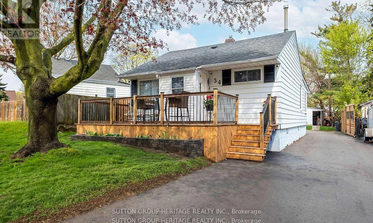 34 Maple Street